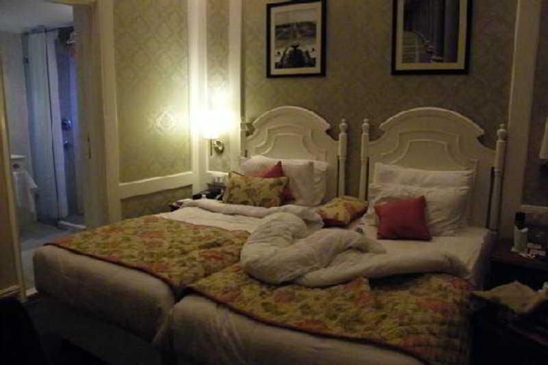 Hotel Bright New Delhi Bagian luar foto